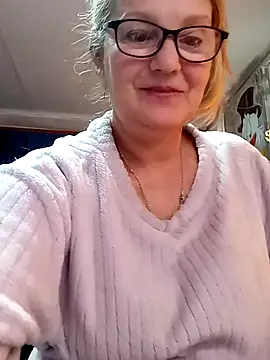 irinamaux online show from 11, 4, 2026