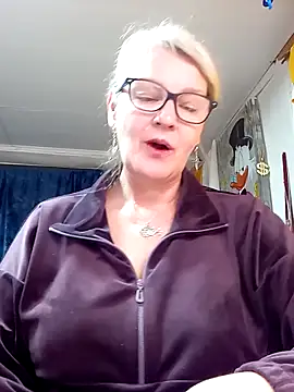 irinamaux online show from 15, 4, 2026