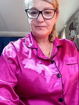 irinamaux online show from 17, 5, 2026