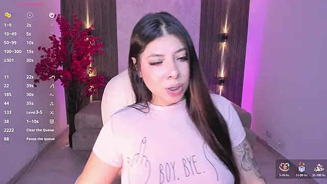 Snapshot of celeste_rosse chatting on 8, 1, 2025 celeste rosse online show from 8, 1, 2025