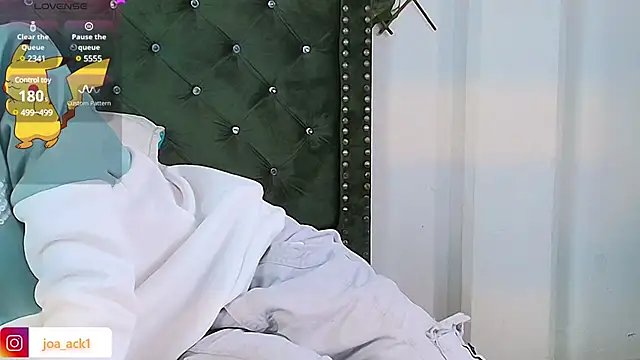 Levii Ackermann online show from 6, 2, 2025