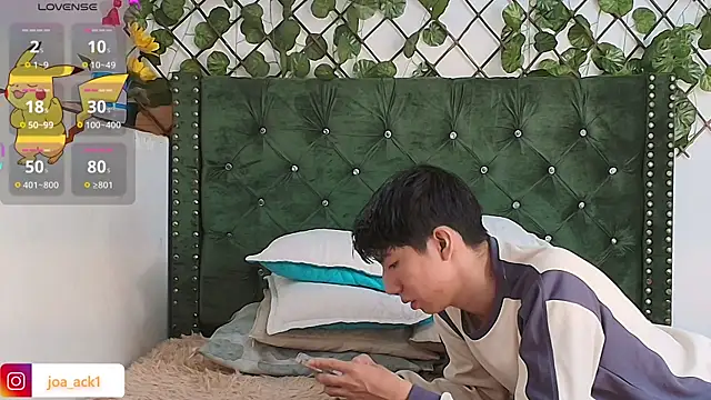 Levii Ackermann online show from 7, 2, 2025