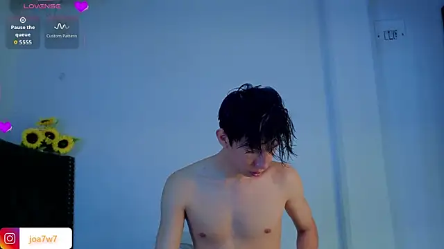 Levii Ackermann online show from 9, 4, 2026