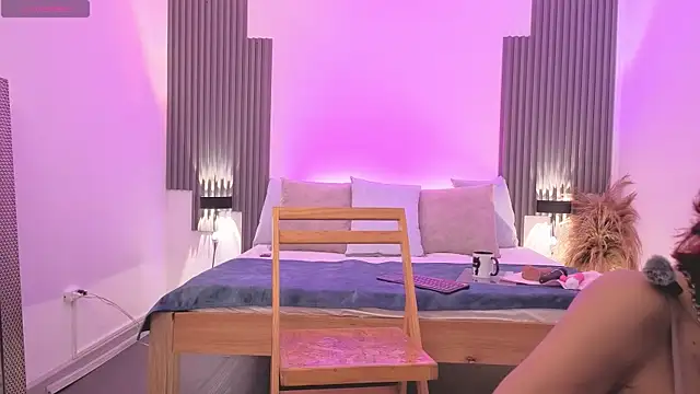 fransheska rossi online show from 26, 9, 2025