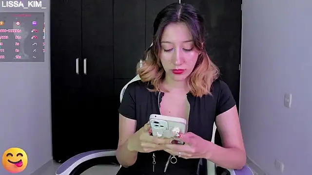 Lissa Kim  online show from 31, 1, 2025