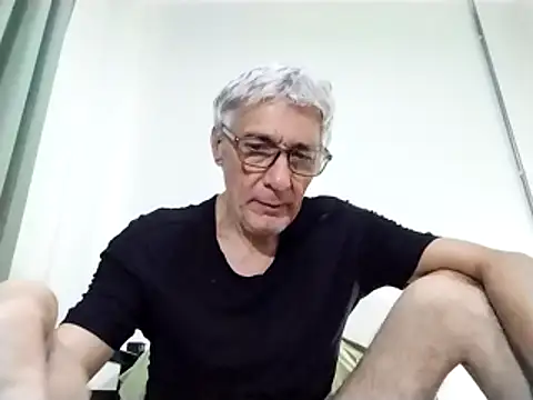 BIGUNCUTHARDCOCK online show from 6, 3, 2025