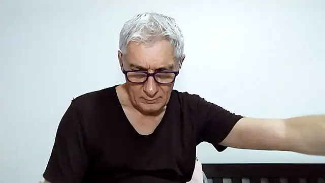 BIGUNCUTHARDCOCK online show from 6, 4, 2026