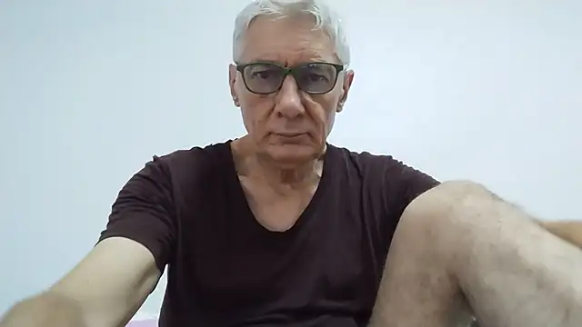 Snapshot of BIGUNCUTHARDCOCK chatting on 13, 6, 2026 BIGUNCUTHARDCOCK online show from 13, 6, 2026