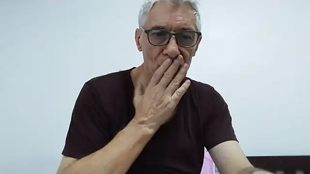 Snapshot of BIGUNCUTHARDCOCK chatting on 14, 6, 2026 BIGUNCUTHARDCOCK online show from 14, 6, 2026