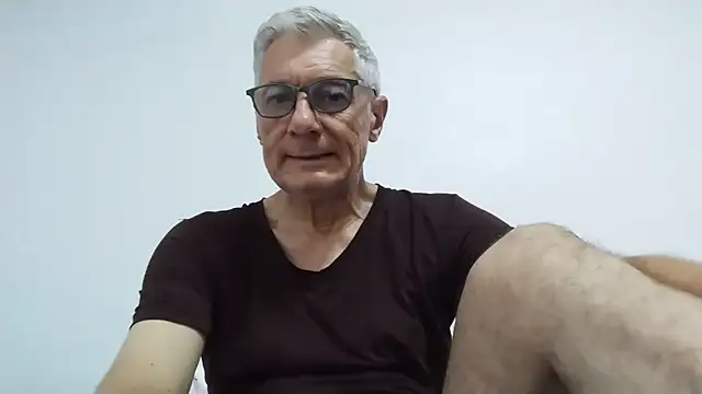 Snapshot of BIGUNCUTHARDCOCK chatting on 17, 6, 2026 BIGUNCUTHARDCOCK online show from 17, 6, 2026