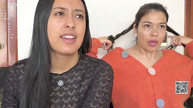 2SummerLove1 online show from 7, 4, 2026