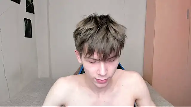 Makentoshi  online show from 12, 3, 2025