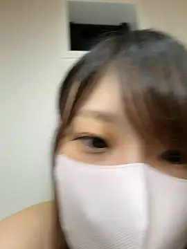 Snapshot of hi---chan- chatting on 1, 7, 2026 hi---chan- online show from 1, 7, 2026