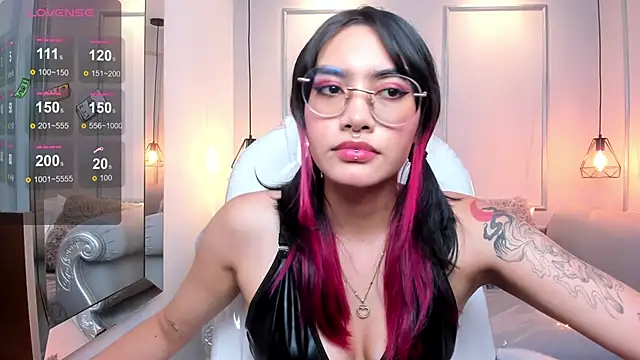AzuraKindong online show from 26, 12, 2024
