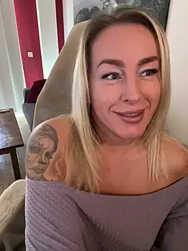 ChristyAdair online show from 10, 1, 2025