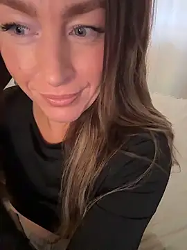 ChristyAdair online show from 7, 3, 2026