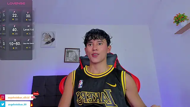 Angel esteban fx online show from 8, 10, 2025