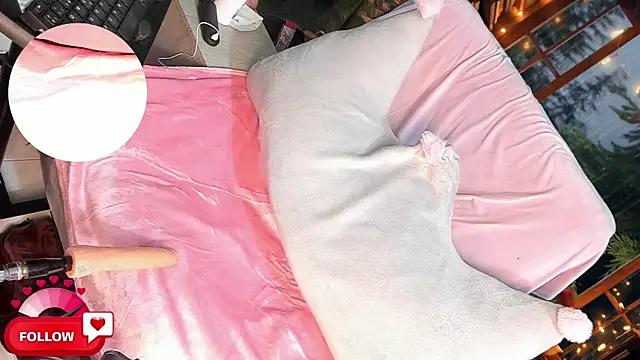 shayna manson  online show from 26, 2, 2025