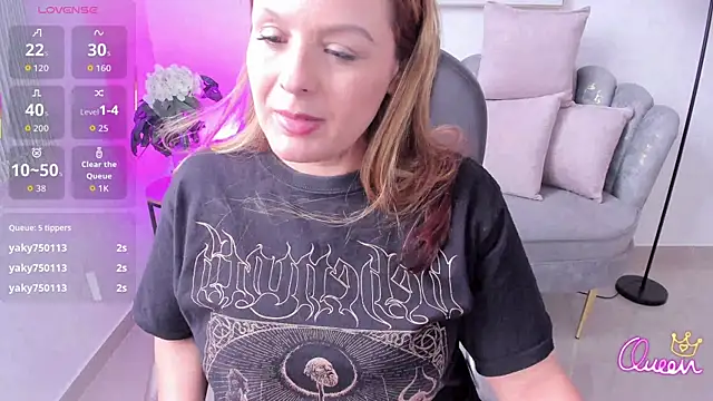 Snapshot of Aida_adams chatting on 19, 4, 2026 Aida adams online show from 19, 4, 2026