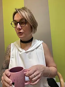 marinella07 online show from 27, 2, 2025