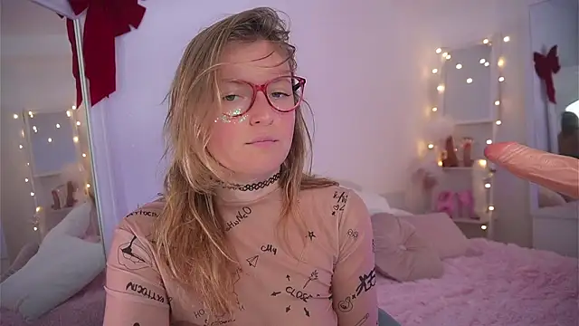 Ameliasweety69 online show from 1, 3, 2025