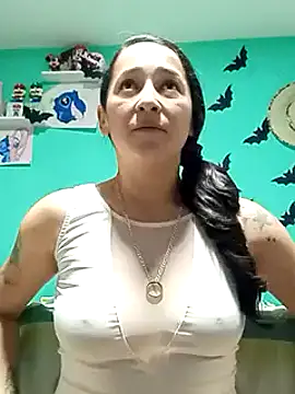 Snapshot of emilypoppy3 chatting on 10, 1, 2025 emilypoppy3 online show from 10, 1, 2025