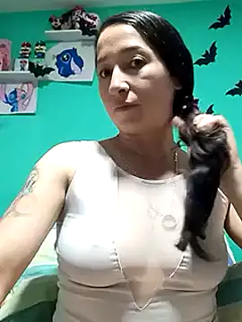 Snapshot of emilypoppy3 chatting on 10, 1, 2025 emilypoppy3 online show from 10, 1, 2025