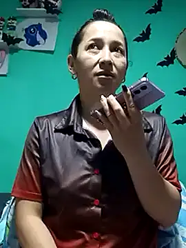 Snapshot of emilypoppy3 chatting on 14, 1, 2025 emilypoppy3 online show from 14, 1, 2025