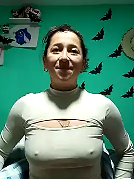 Snapshot of emilypoppy3 chatting on 15, 1, 2025 emilypoppy3 online show from 15, 1, 2025