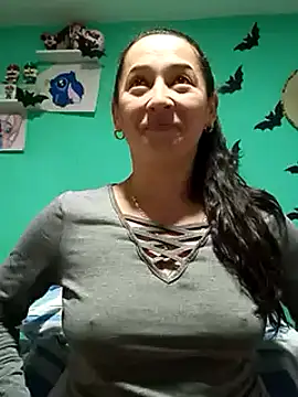 Snapshot of emilypoppy3 chatting on 21, 1, 2025 emilypoppy3 online show from 21, 1, 2025