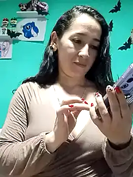 Snapshot of emilypoppy3 chatting on 25, 1, 2025 emilypoppy3 online show from 25, 1, 2025