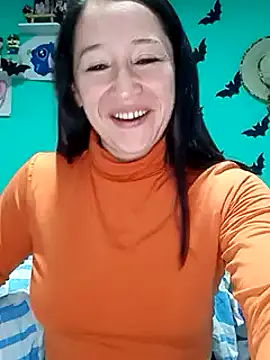 Snapshot of emilypoppy3 chatting on 3, 2, 2025 emilypoppy3 online show from 3, 2, 2025