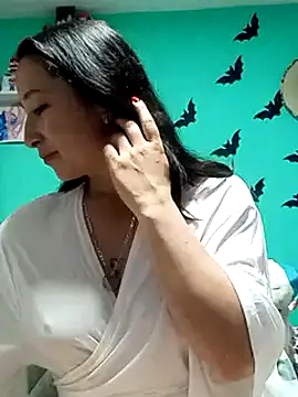 Snapshot of emilypoppy3 chatting on 19, 2, 2025 emilypoppy3 online show from 19, 2, 2025