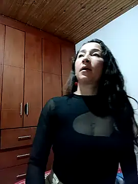 emilypoppy3 online show from 25, 10, 2025