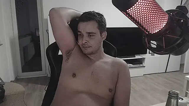 SharkLuigi online show from 31, 10, 2025