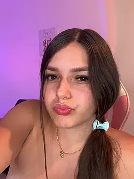 Estrellaa19 online show from 30, 6, 2026