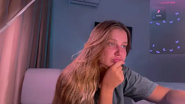 Femdom Lola online show from 9, 7, 2026