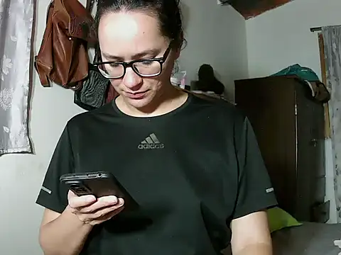 brittanycheeks online show from 8, 10, 2025