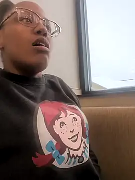 samone9 online show from 6, 2, 2026