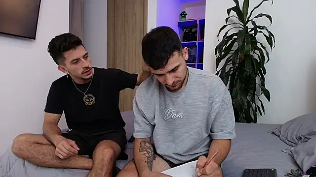 Aron-santoro online show from 22, 4, 2026