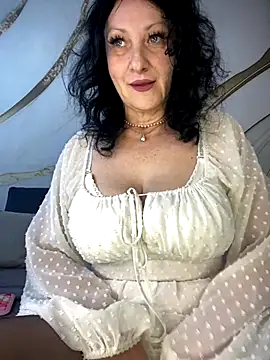 Snapshot of Katie-n chatting on 25, 9, 2025 Katie-n online show from 25, 9, 2025