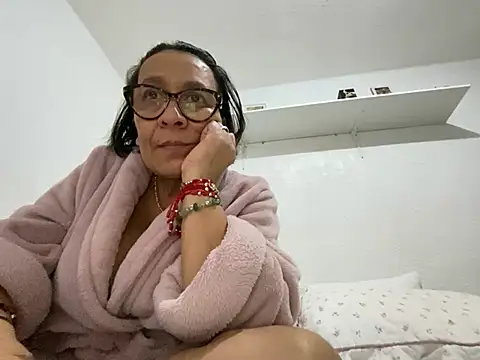 Snapshot of sweeviolet chatting on 23, 2, 2026 sweeviolet online show from 23, 2, 2026