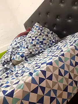 Snapshot of TuBandi2 chatting on 3, 3, 2025 TuBandi2 online show from 3, 3, 2025