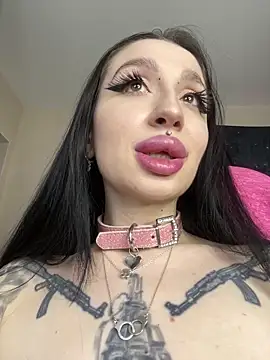 Molly  Moon online show from 14, 3, 2026