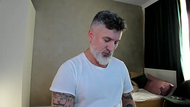 BlowMyXXL online show from 7, 1, 2025