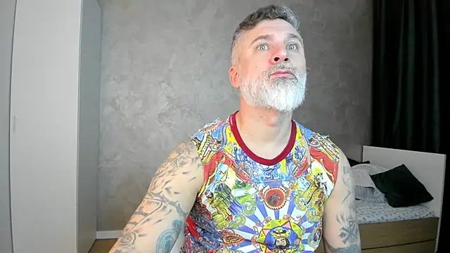 BlowMyXXL online show from 9, 1, 2025