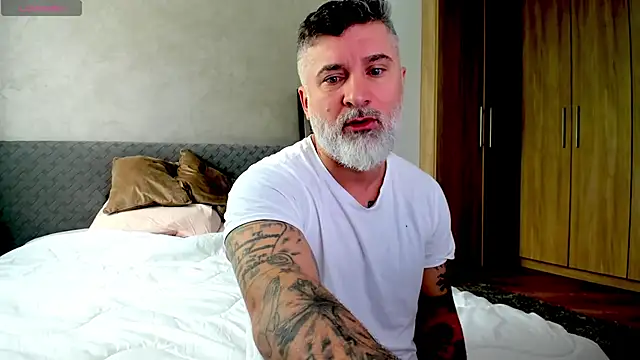 BlowMyXXL online show from 18, 2, 2025