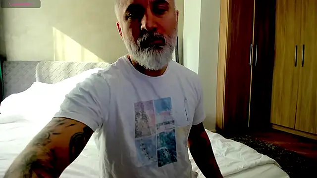 BlowMyXXL online show from 24, 2, 2025