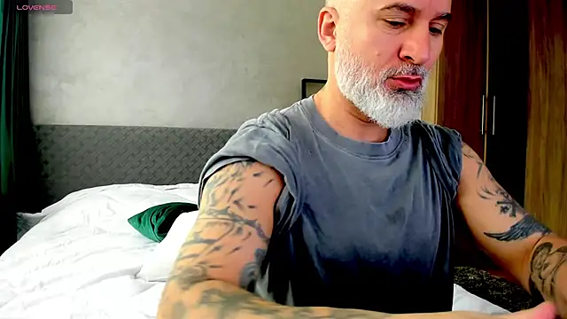 BlowMyXXL online show from 28, 2, 2025