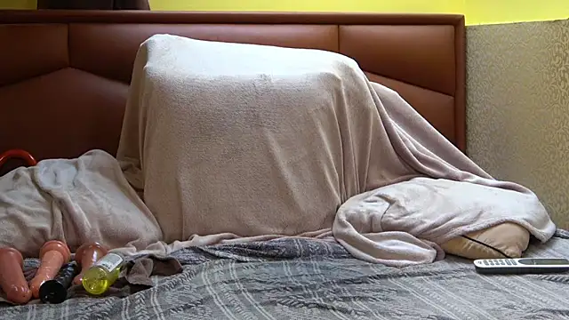 DanicaMoore online show from 12, 4, 2026